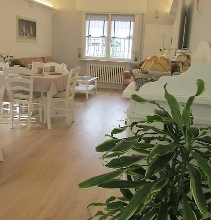 Nadine - Boutique Eco Con Parcheggio Gratuito 3*