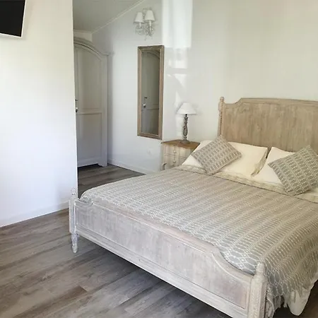 Nadine - Boutique Eco Con Parcheggio Gratuito Bed & Breakfast