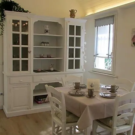 B&B Nadine Forli - Cura, Stile E Ospitalita Con Parcheggio Gratuito ベッド・アンド・ブレックファスト 3*
