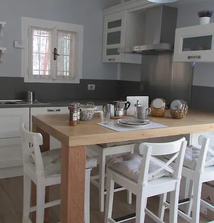 Nadine - Boutique Eco Con Parcheggio Gratuito Bed and breakfast