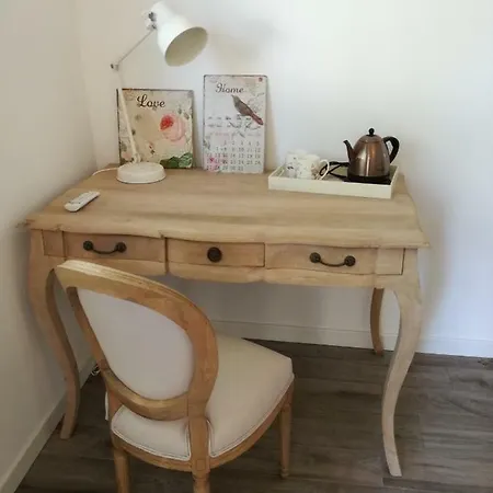 Bed & Breakfast Nadine 3*