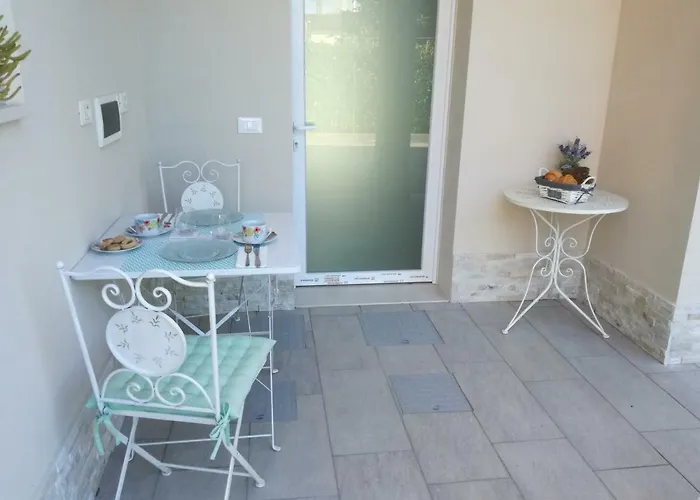 Nadine 3* Φορλί